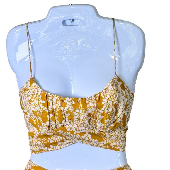 SELFIE LESLIE Linka Ruched Cropped Top / Ruffle Skirt Set Leaf Print Yellow Sz M - Picture 4 of 16